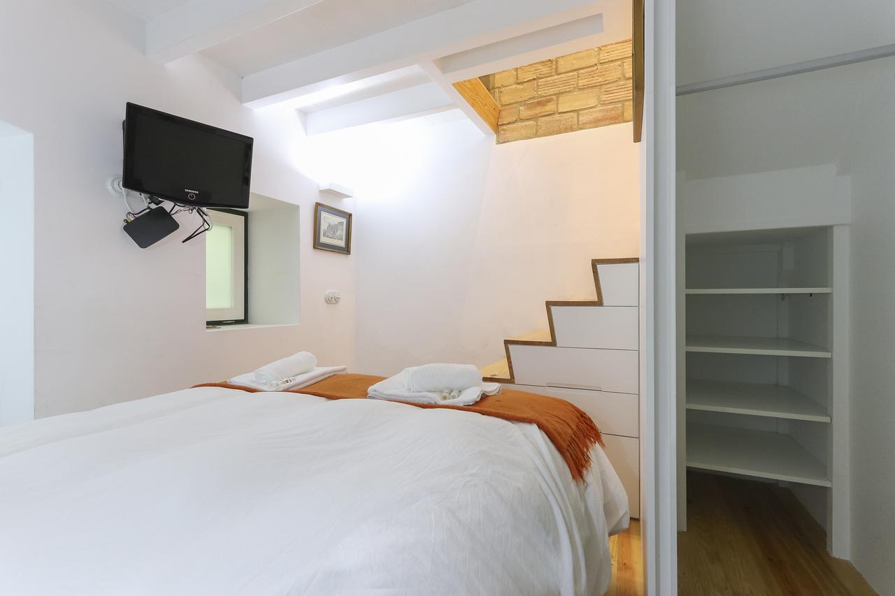Bairro Alto Duplex By Homing Apartment Lisbon Exterior photo